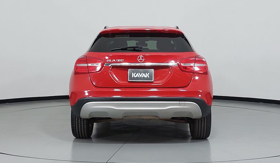 Mercedes Benz Clase Gla 1.6 GLA 180 CGI Suv 2016