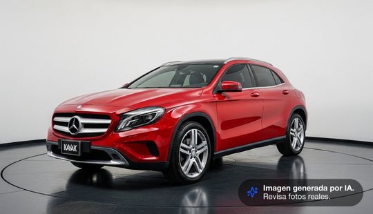 Mercedes Benz • Clase GLA