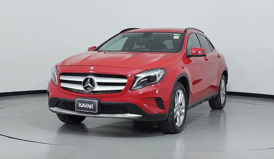Mercedes Benz Clase Gla 1.6 GLA 180 CGI Suv 2016