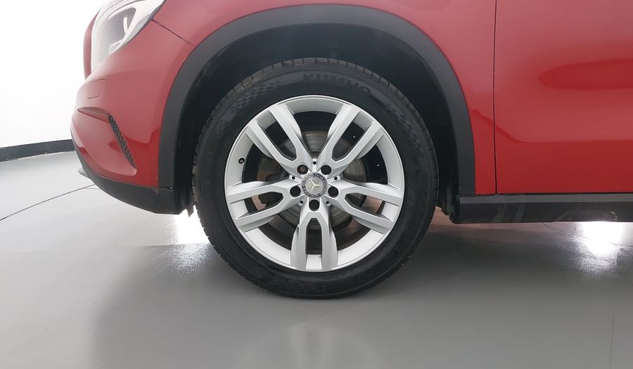 Mercedes Benz Clase Gla 1.6 GLA 180 CGI Suv 2016