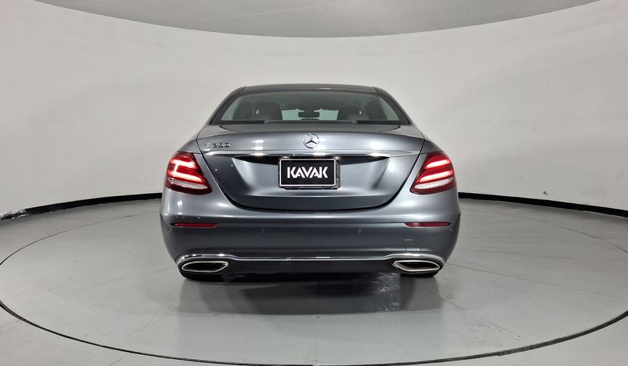 Mercedes Benz Clase E 2.0 200 EXCLUSIVE AT Sedan 2017