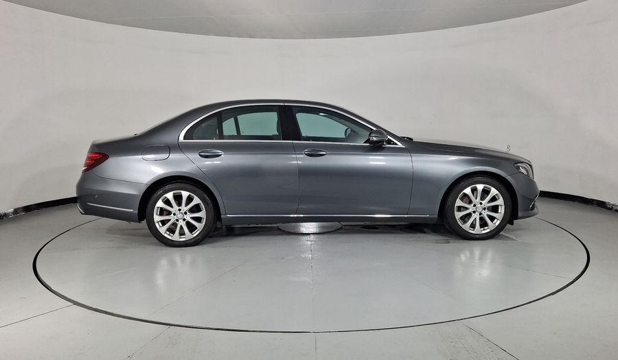 Mercedes Benz Clase E 2.0 200 EXCLUSIVE AT Sedan 2017