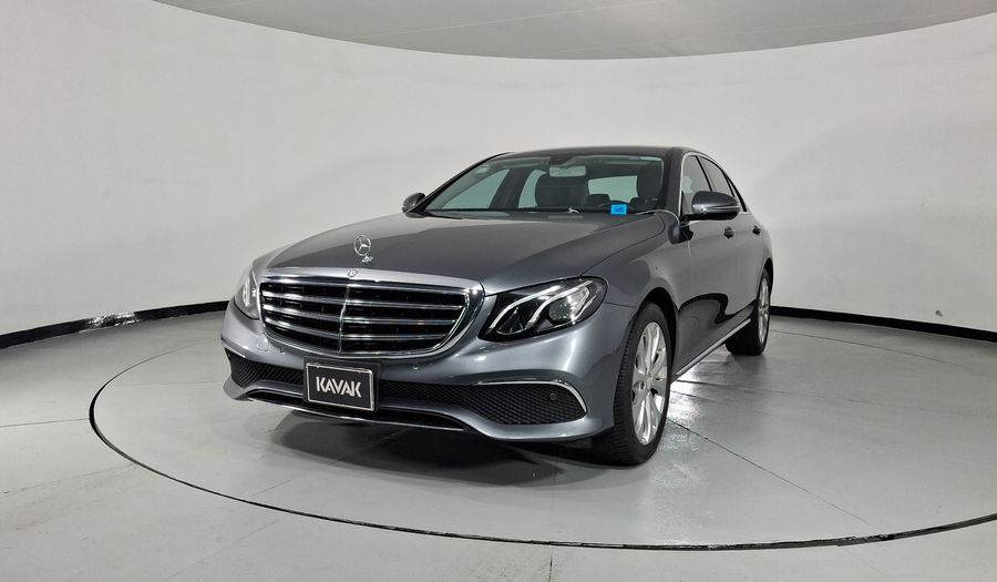 Mercedes Benz Clase E 2.0 200 EXCLUSIVE AT Sedan 2017