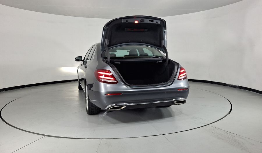 Mercedes Benz Clase E 2.0 200 EXCLUSIVE AT Sedan 2017