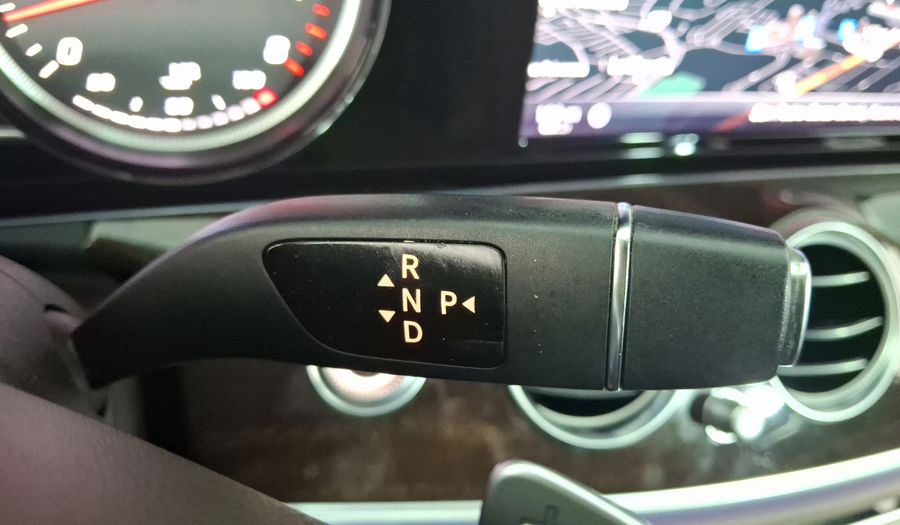 Mercedes Benz Clase E 2.0 200 EXCLUSIVE AT Sedan 2017