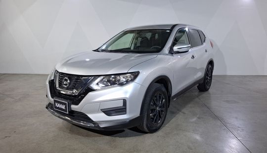 Nissan • X-Trail