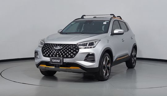 2023 • 19,569 km • Automático