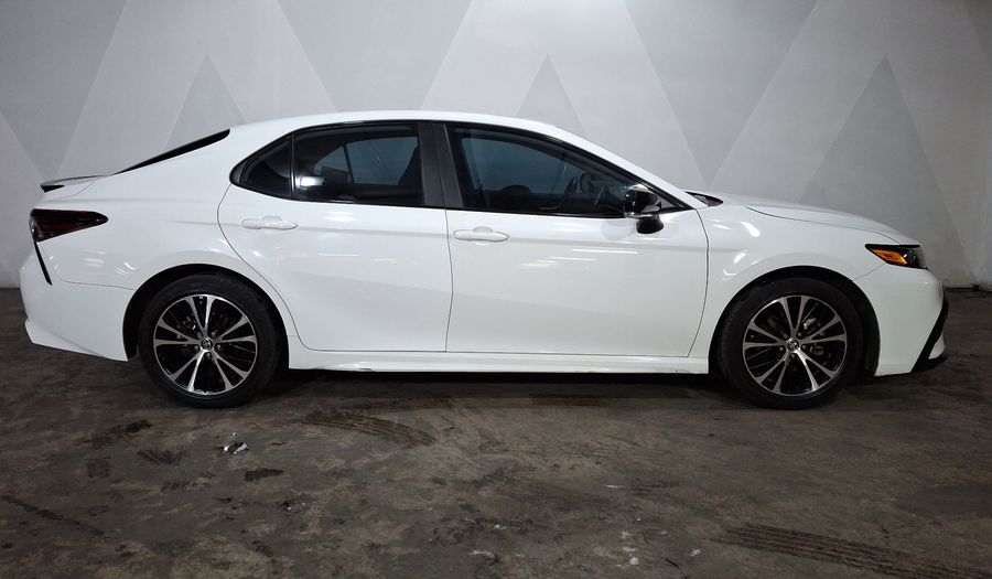 Toyota Camry 2.5 HEV SE NIGHTSHADE AUTO Sedan 2023