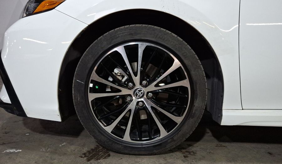 Toyota Camry 2.5 HEV SE NIGHTSHADE AUTO Sedan 2023