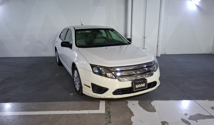 Ford Fusion 2.5 S I4 AT Sedan 2010