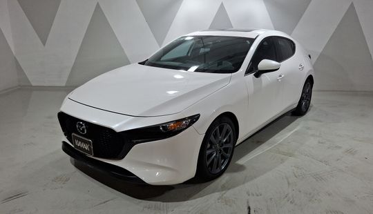 Mazda • Mazda 3