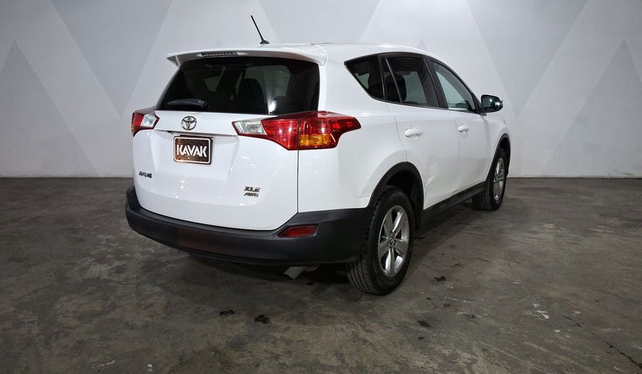 Toyota Rav4 2.5 XLE AWD AT Suv 2015