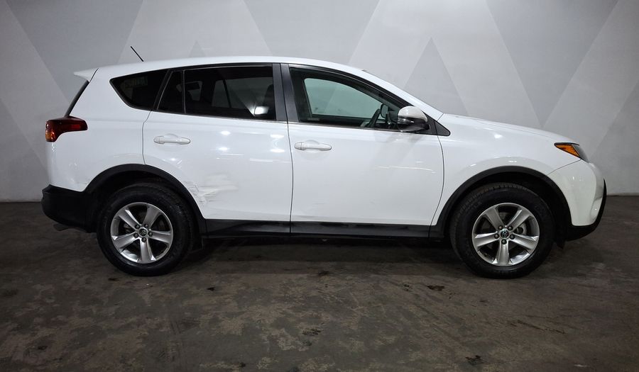 Toyota Rav4 2.5 XLE AWD AT Suv 2015