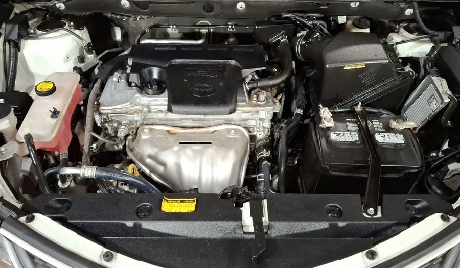 Toyota Rav4 2.5 XLE AWD AT Suv 2015