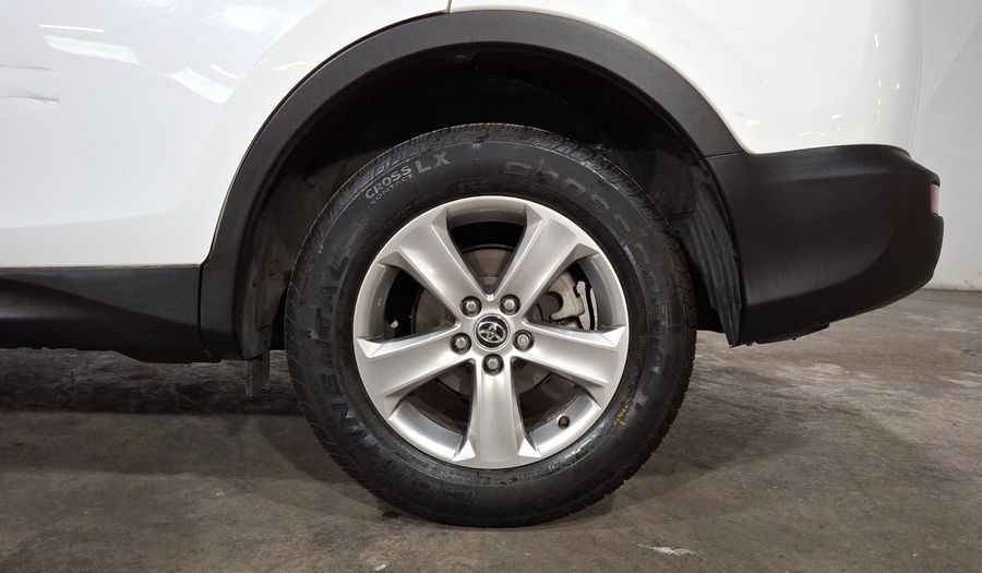 Toyota Rav4 2.5 XLE AWD AT Suv 2015