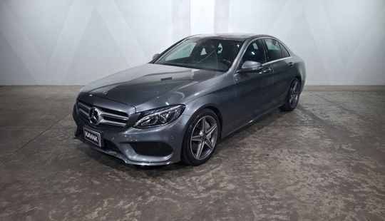 Mercedes Benz • Clase C