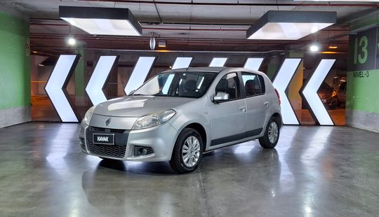 Renault • Sandero