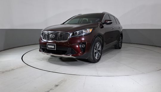 Kia • Sorento