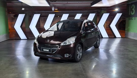 Peugeot • 208