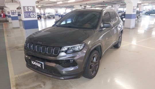 Jeep • Compass
