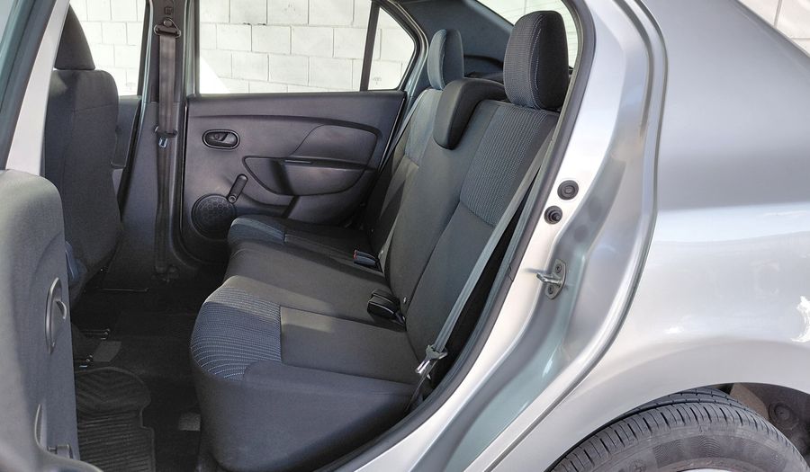 Renault Logan 1.6 LIFE Sedan 2023
