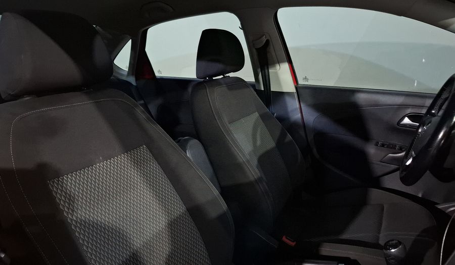 Volkswagen Vento 1.6 HIGHLINE STD. Sedan 2018