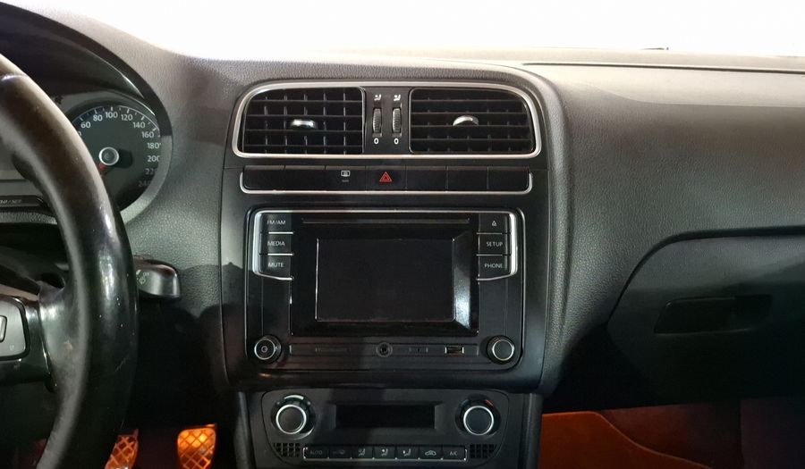 Volkswagen Vento 1.6 HIGHLINE STD. Sedan 2018