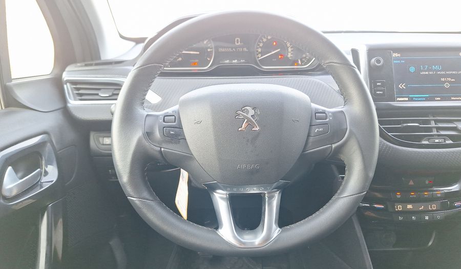 Peugeot 208 1.2 PURETECH 82 HP SIGNATURE Hatchback 2019