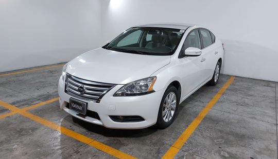 Nissan • Sentra