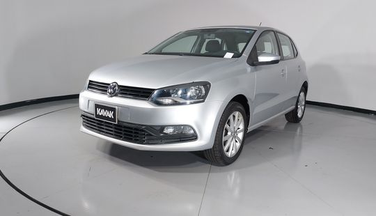 Volkswagen • Polo