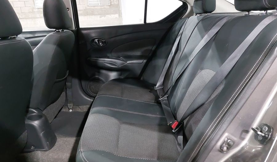 Nissan Versa 1.6 ADVANCE TM AC Sedan 2016