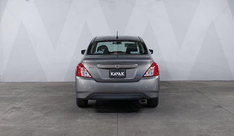 Nissan Versa 1.6 ADVANCE TM AC Sedan 2016