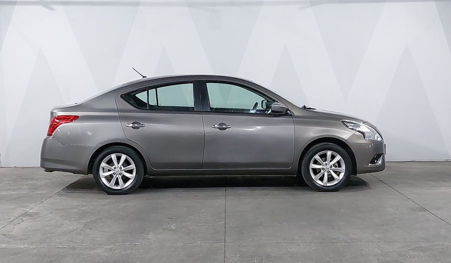 Nissan Versa 1.6 ADVANCE TM AC Sedan 2016