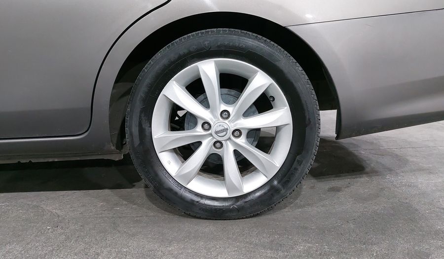 Nissan Versa 1.6 ADVANCE TM AC Sedan 2016