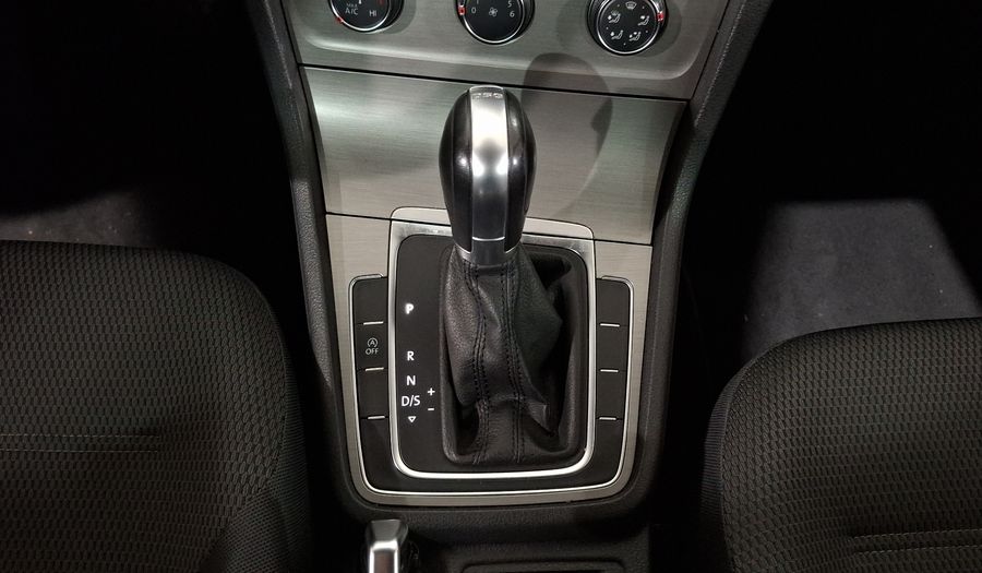 Volkswagen Golf 1.4 COMFORTLINE DSG Hatchback 2016