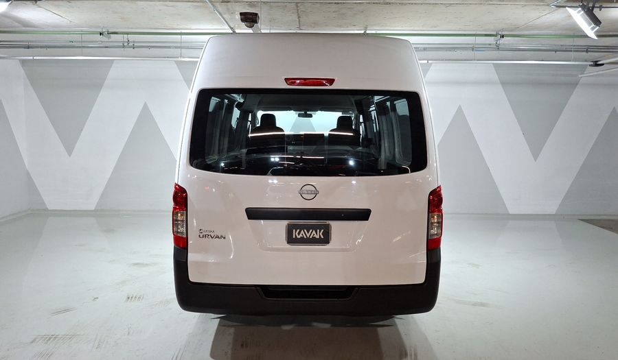 Nissan Nv350 Urvan 2.5 PANEL AMPLIA AA Van 2024