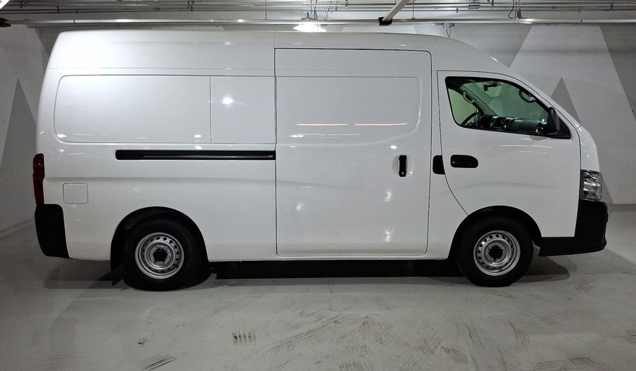 Nissan Nv350 Urvan 2.5 PANEL AMPLIA AA Van 2024
