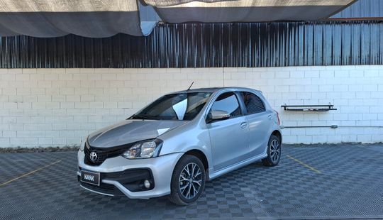 Toyota • Etios