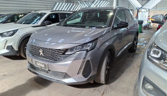 Peugeot • 3008