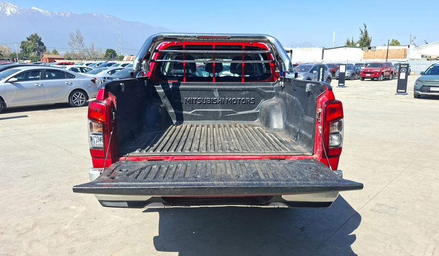 Mitsubishi L200 2.4 TD WORK DC CR Pickup 2022