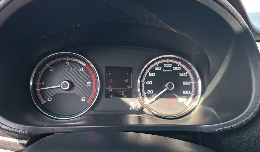 Mitsubishi L200 2.4 TD WORK DC CR Pickup 2022