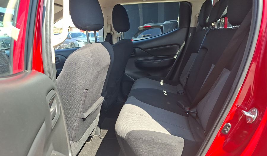 Mitsubishi L200 2.4 TD WORK DC CR Pickup 2022