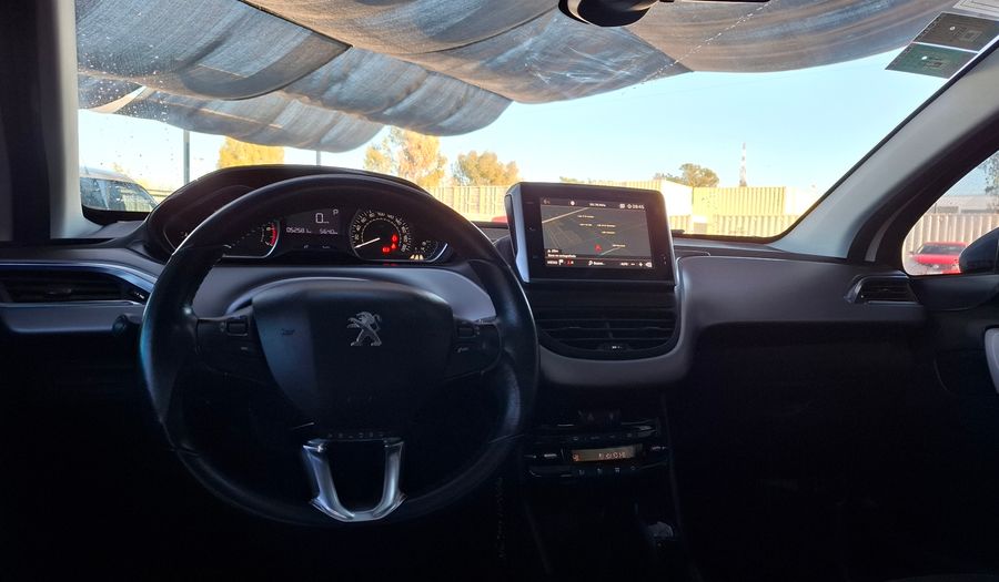Peugeot 208 1.6 FELINE TIPTRONIC Hatchback 2018