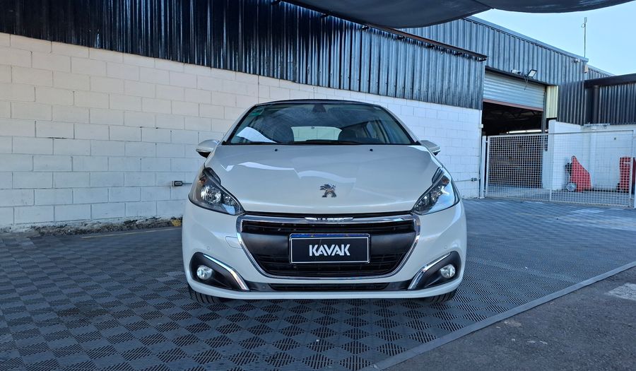 Peugeot 208 1.6 FELINE TIPTRONIC Hatchback 2018