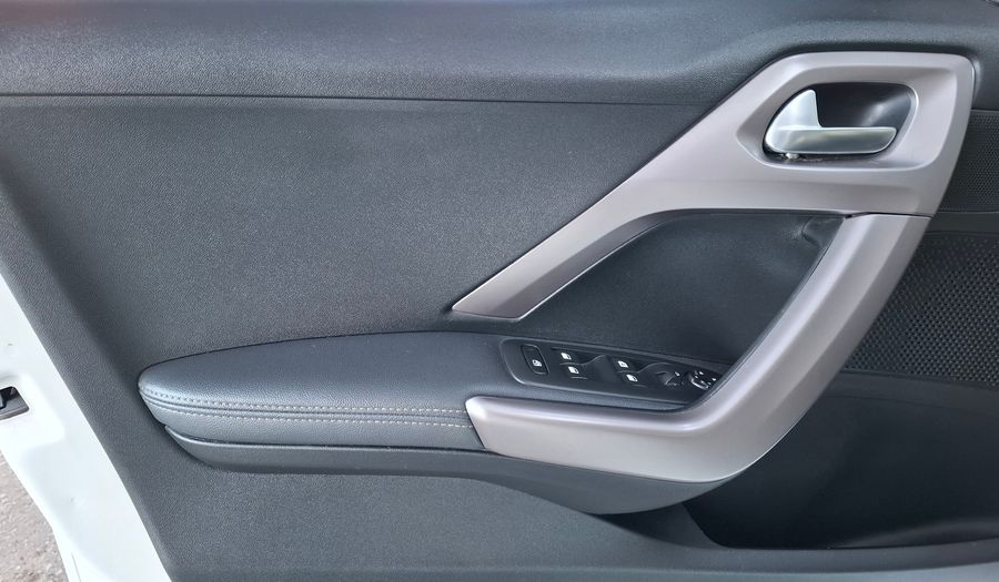 Peugeot 208 1.6 FELINE TIPTRONIC Hatchback 2018