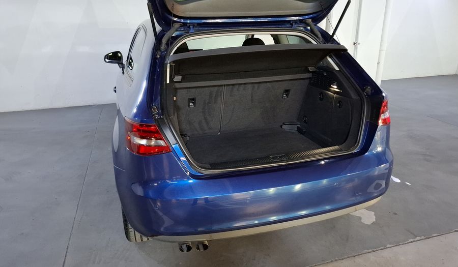 Audi A3 1.4 TFSI AMBIENTE S TRONIC Hatchback 2015