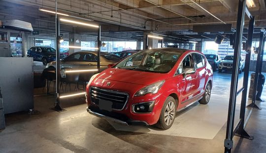 Peugeot • 3008
