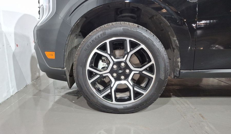 Ford Maverick 2.5 HEV LARIAT CVT AWD Pickup 2025
