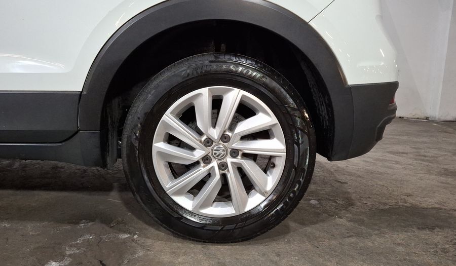 Volkswagen T-cross 1.6 TRENDLINE AUTO Suv 2020