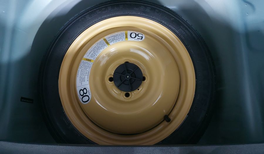 Suzuki Ignis 1.2 GLX CVT Hatchback 2021